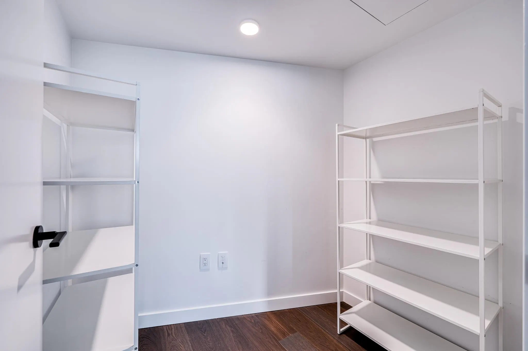 1703 620 Cardero Street