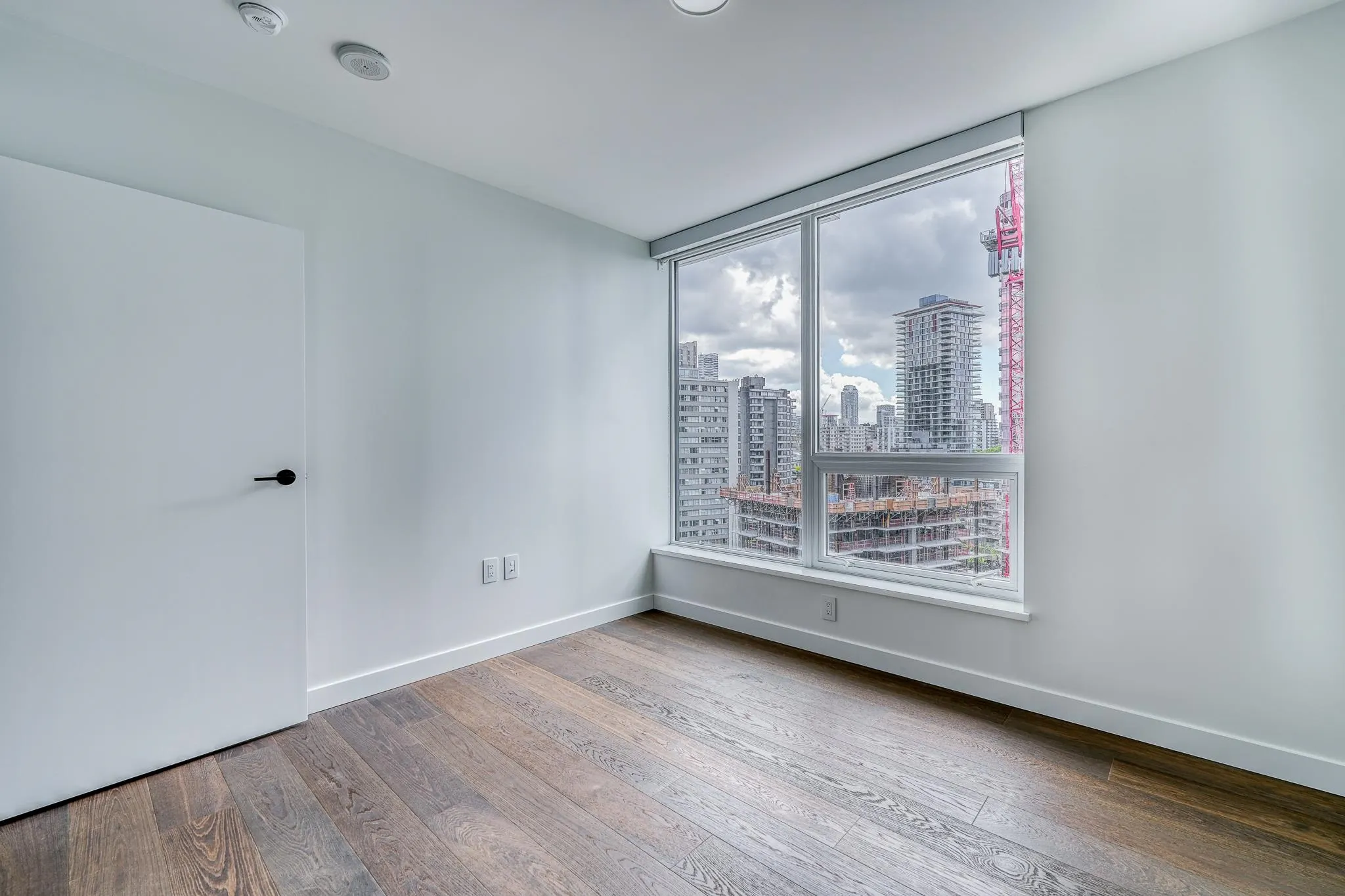 1703 620 Cardero Street