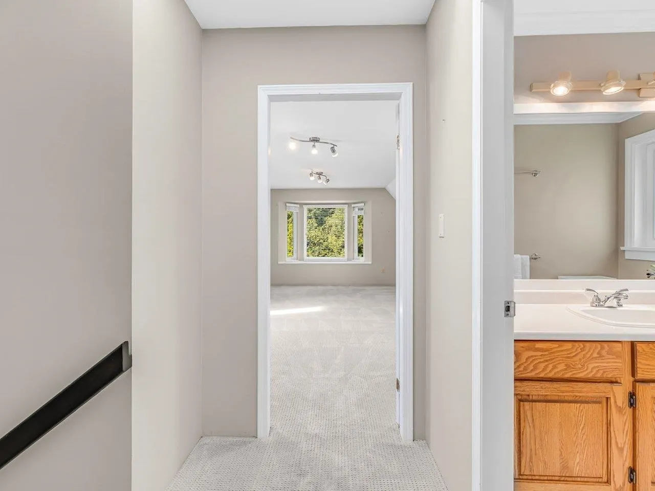 810 English Bluff Road