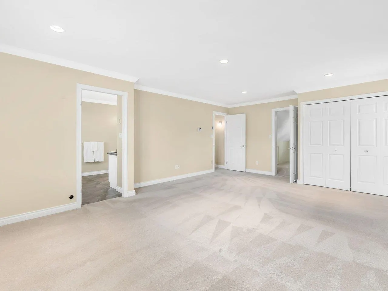 810 English Bluff Road