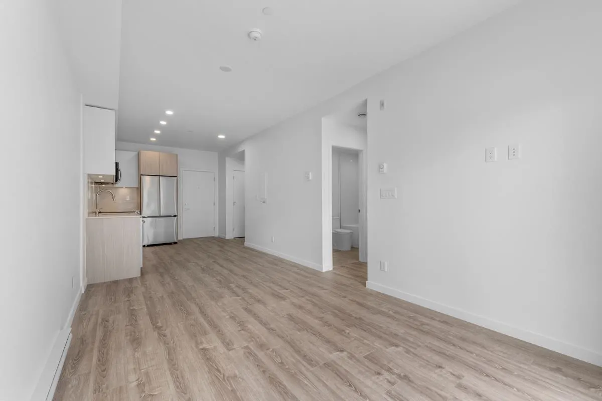 322 13968 Laurel Drive