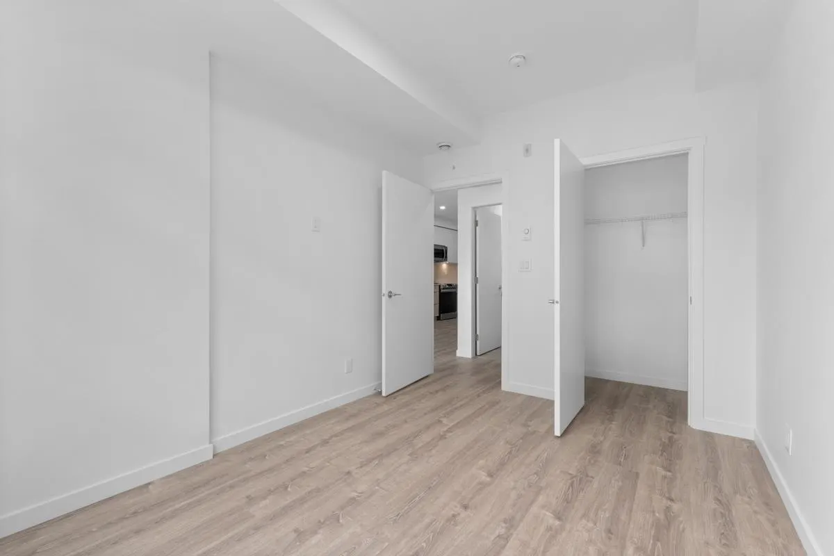 322 13968 Laurel Drive