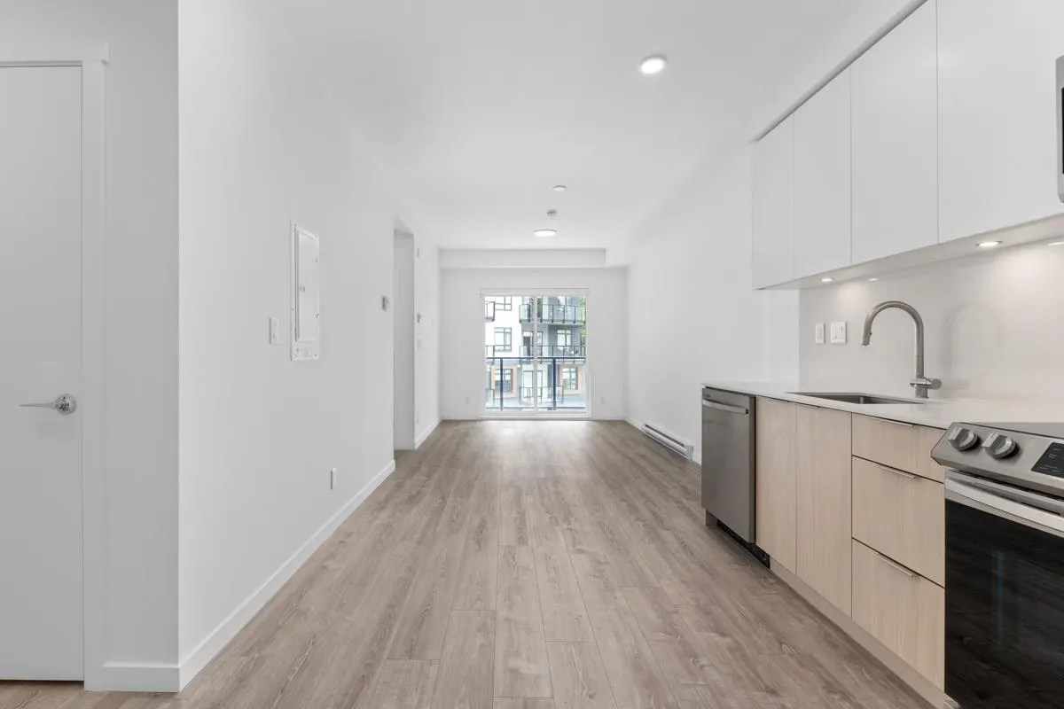 322 13968 Laurel Drive