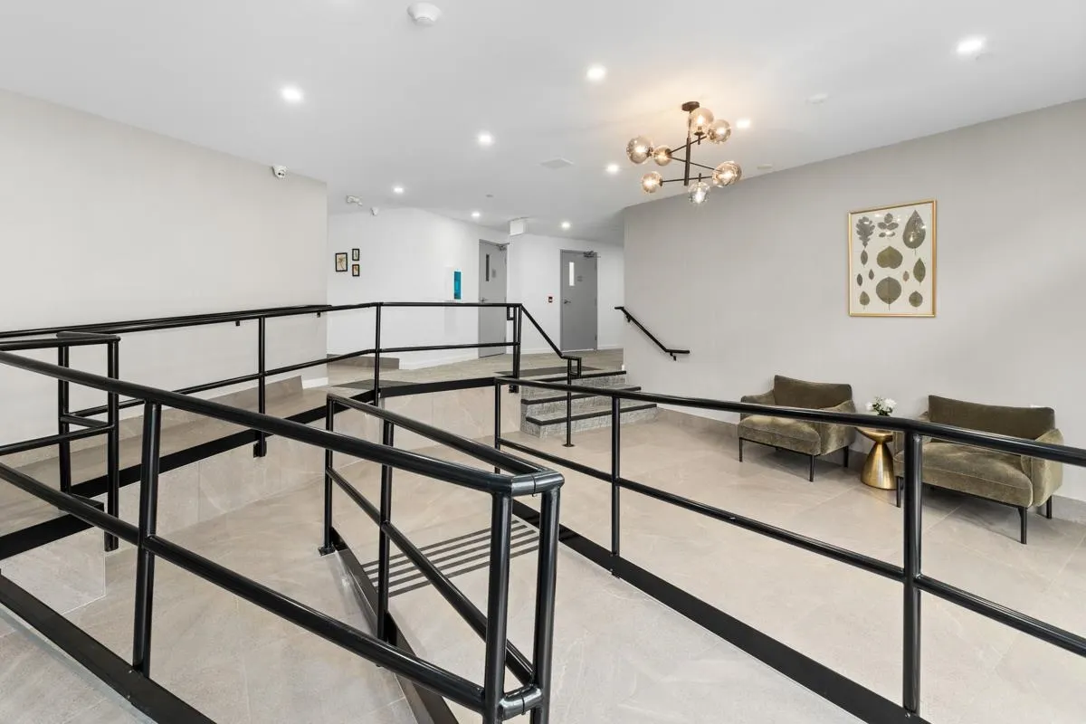 322 13968 Laurel Drive
