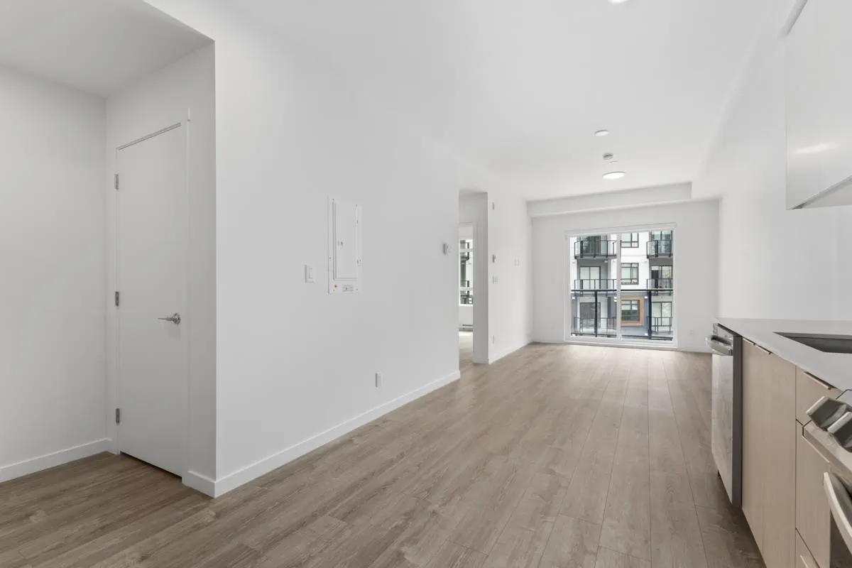 322 13968 Laurel Drive