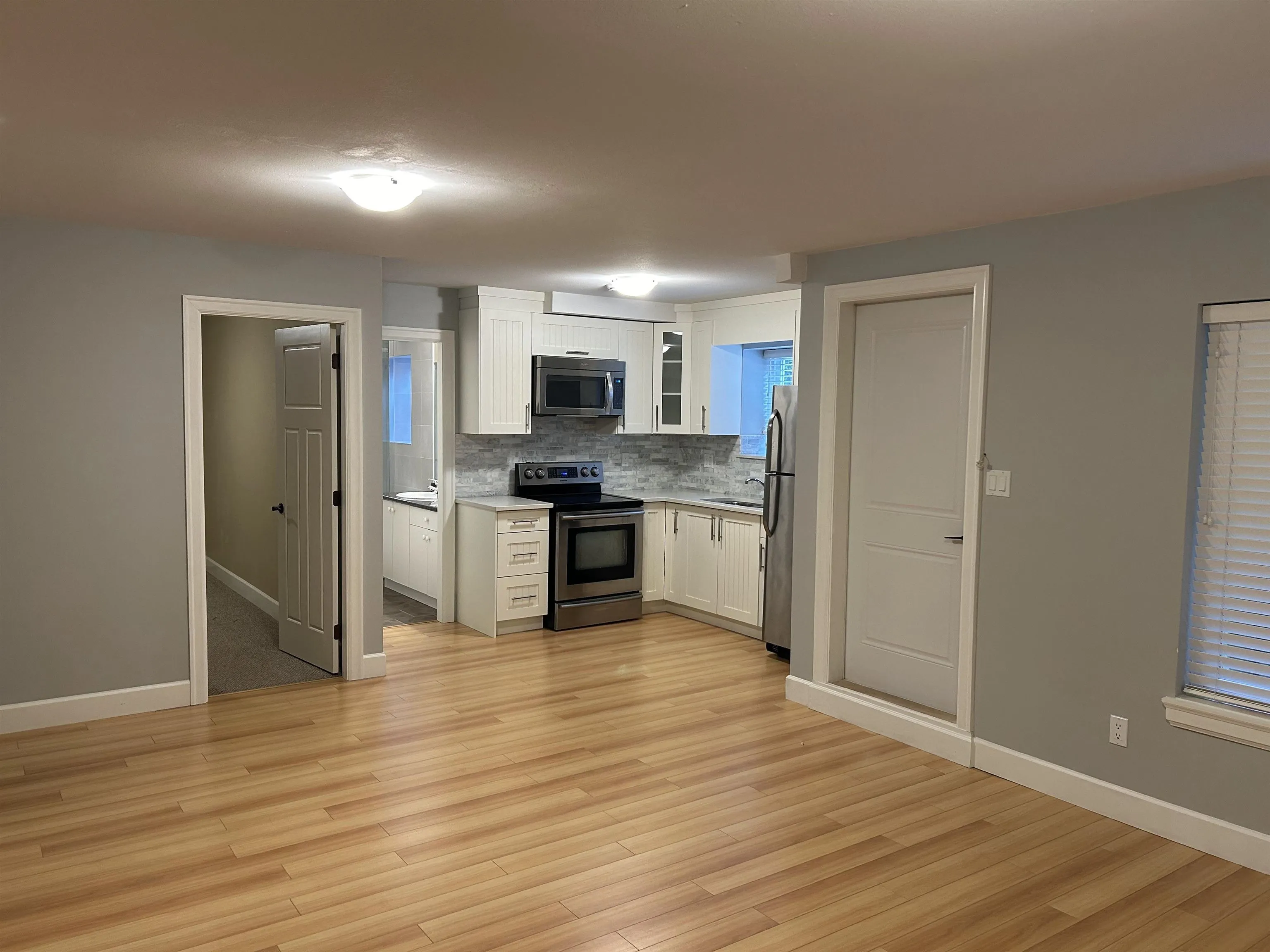 Basement 8213 211 Street