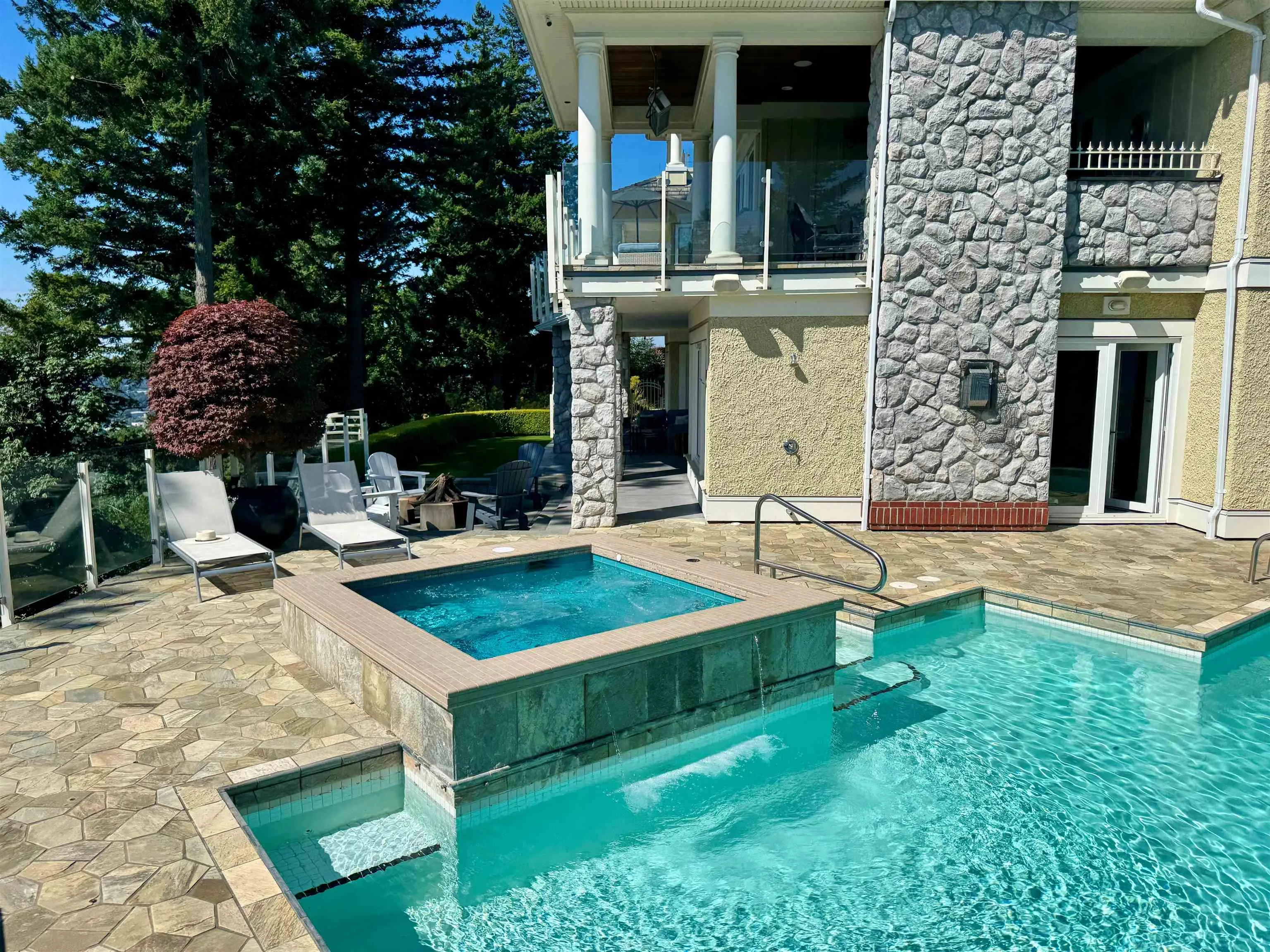 2430 Jonquil Court