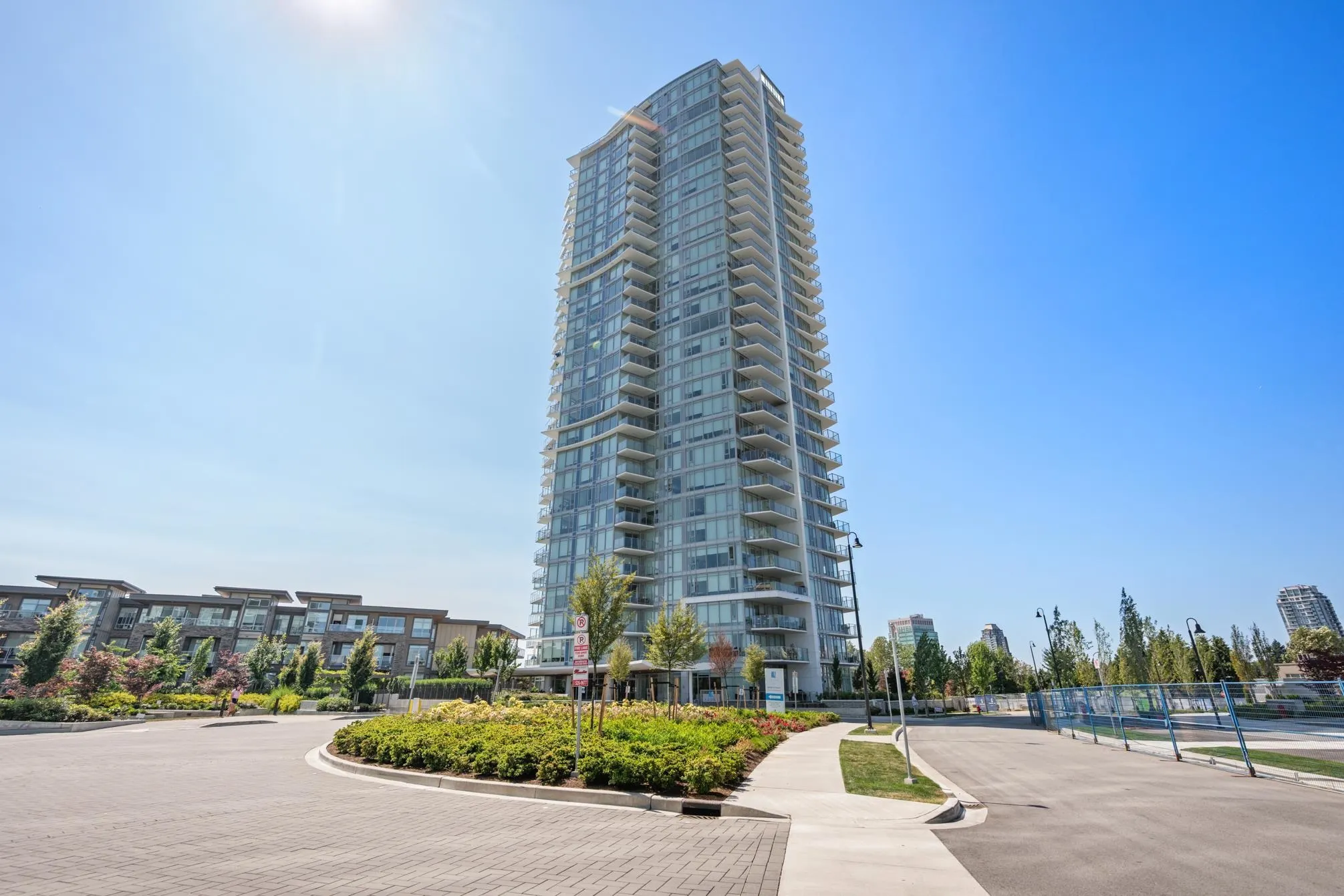 1305 7683 Park Crescent