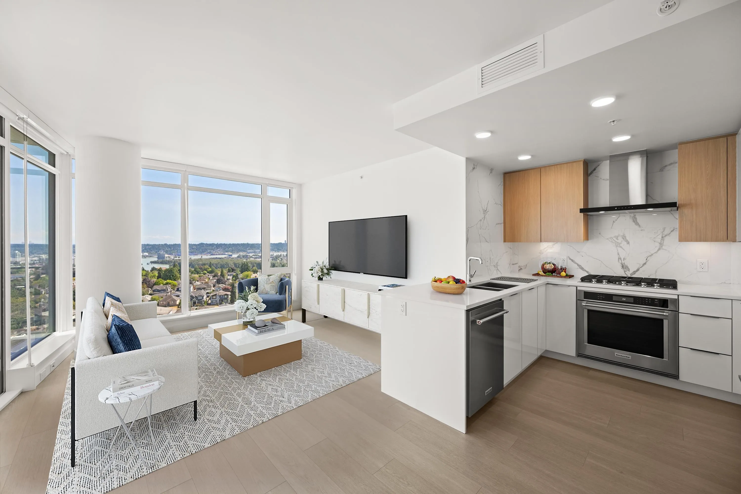 1305 7683 Park Crescent