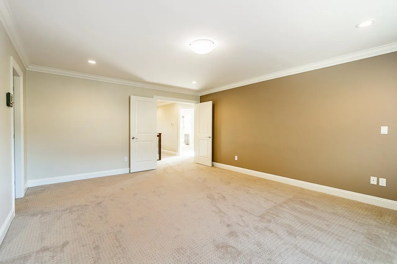 15079 67a Avenue