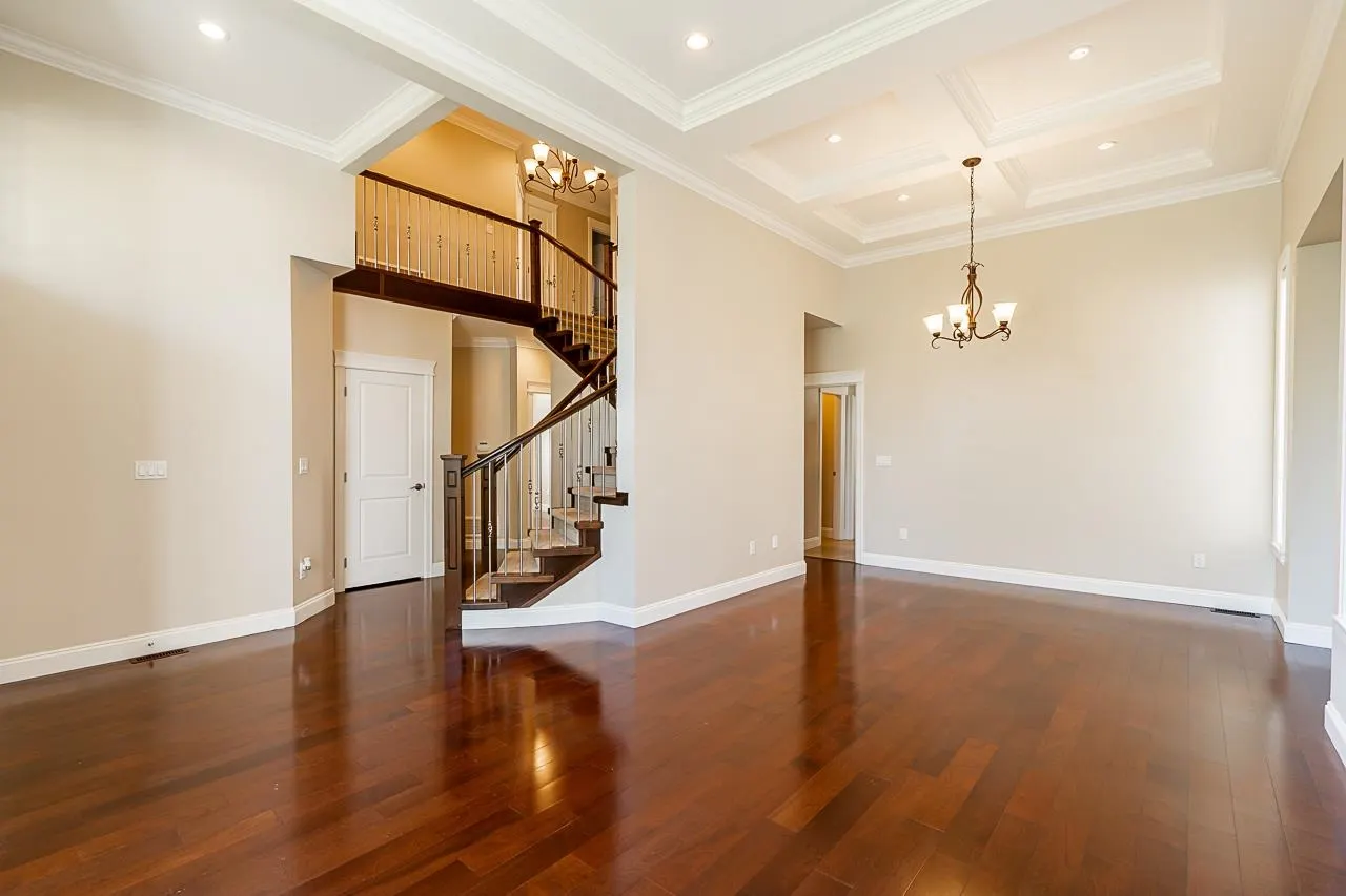 15079 67a Avenue