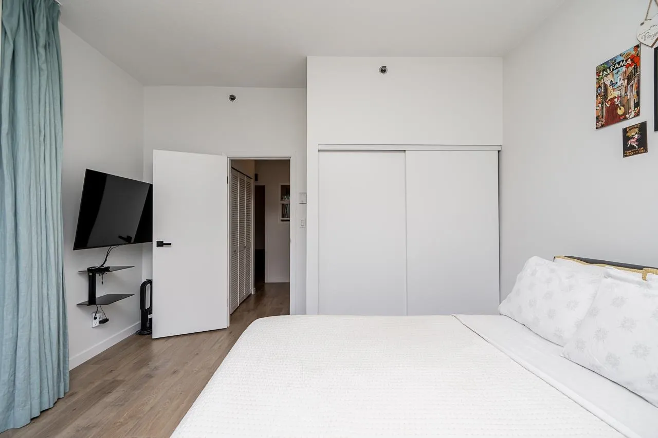 408 503 W 16th Avenue