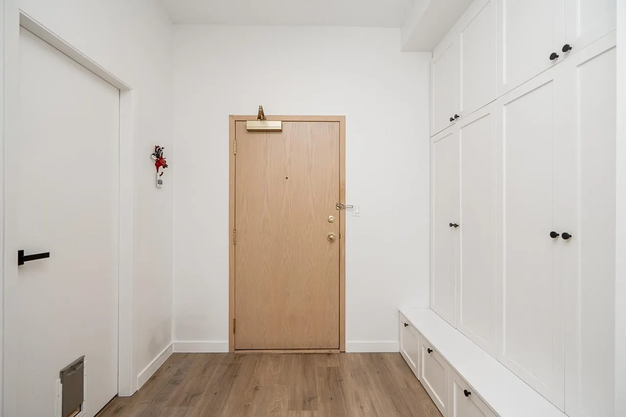 408 503 W 16th Avenue