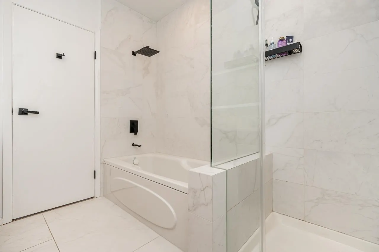 408 503 W 16th Avenue