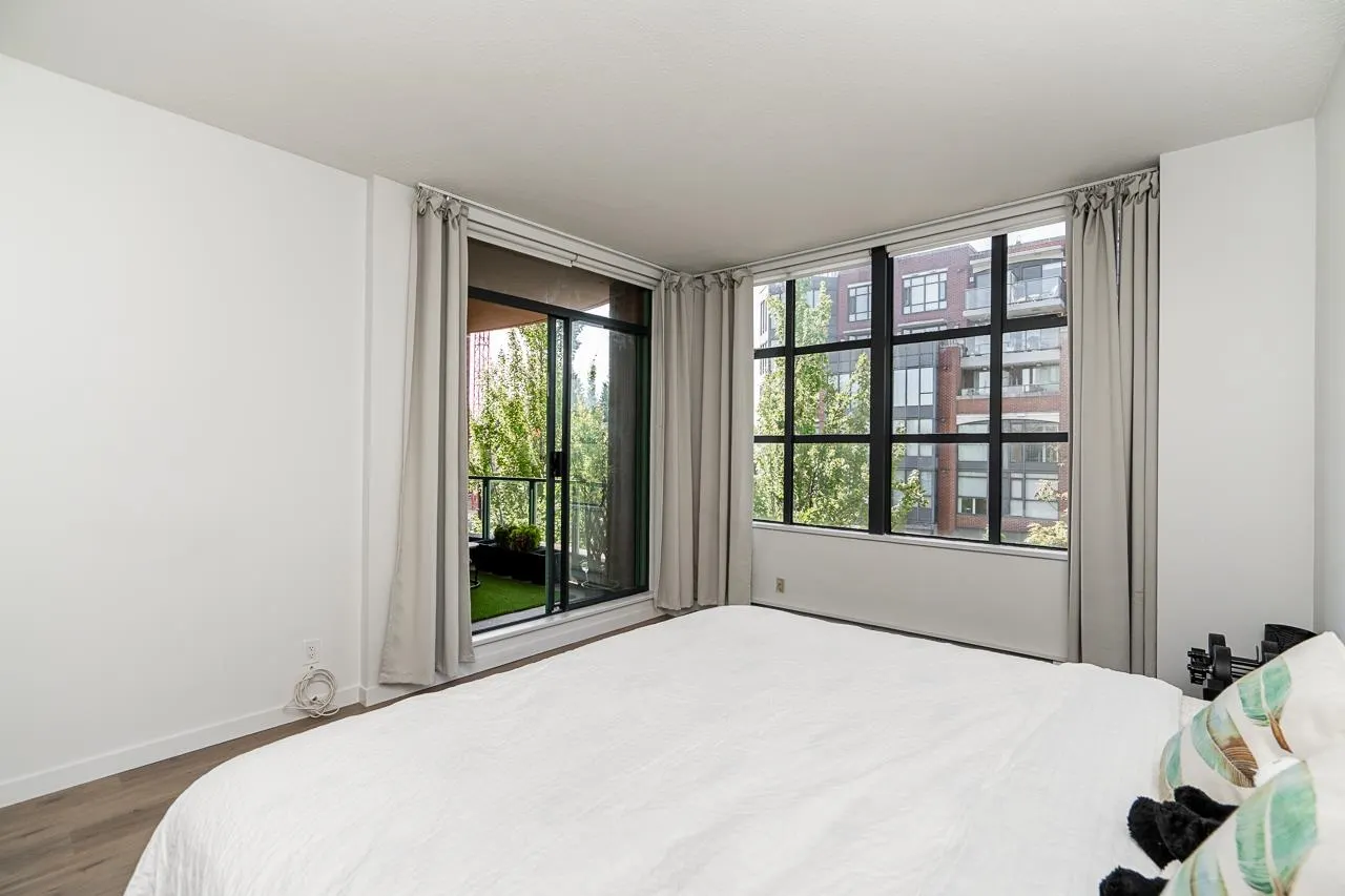 408 503 W 16th Avenue