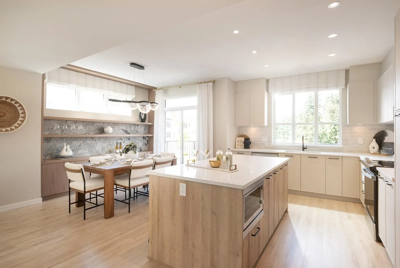 21 3025 Mcmillan Road