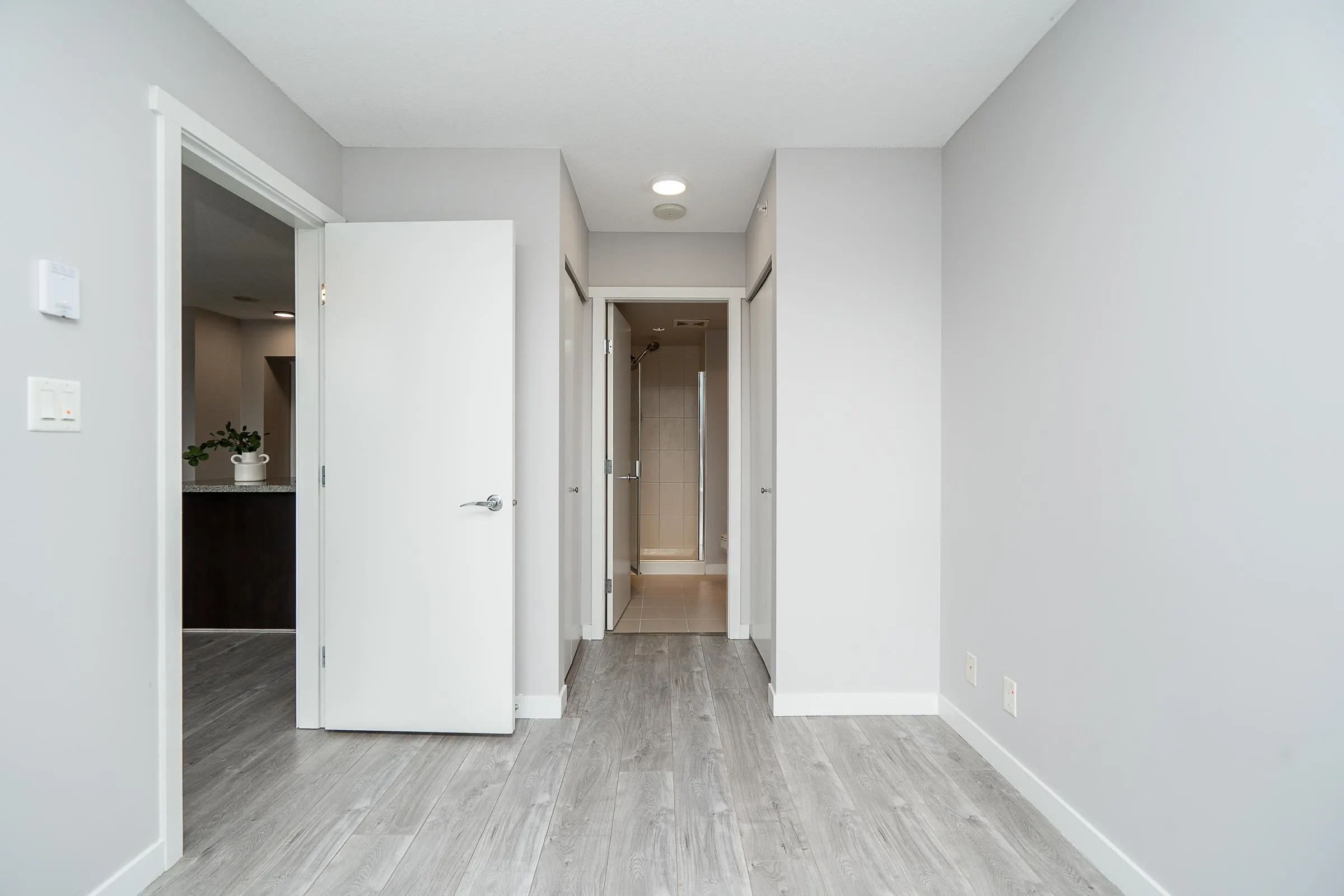1909 660 Nootka Way
