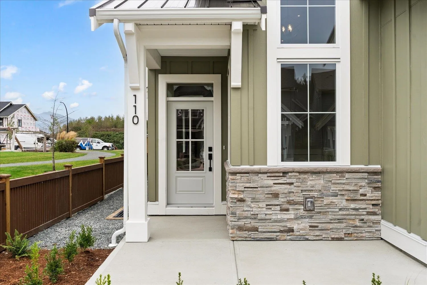 110 46211 Promontory Road