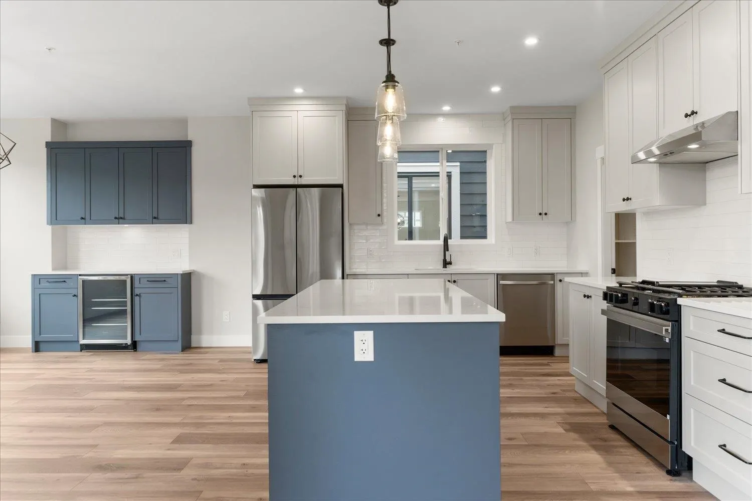 110 46211 Promontory Road