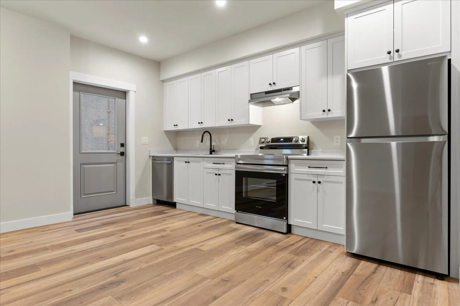 110 46211 Promontory Road