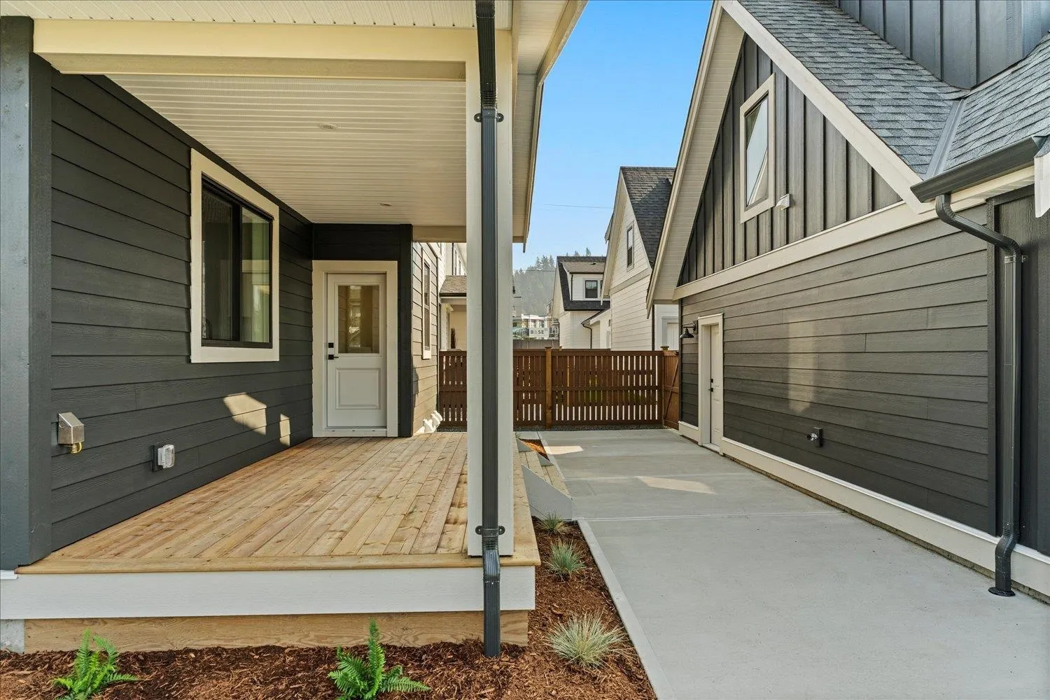 205 46211 Promontory Road