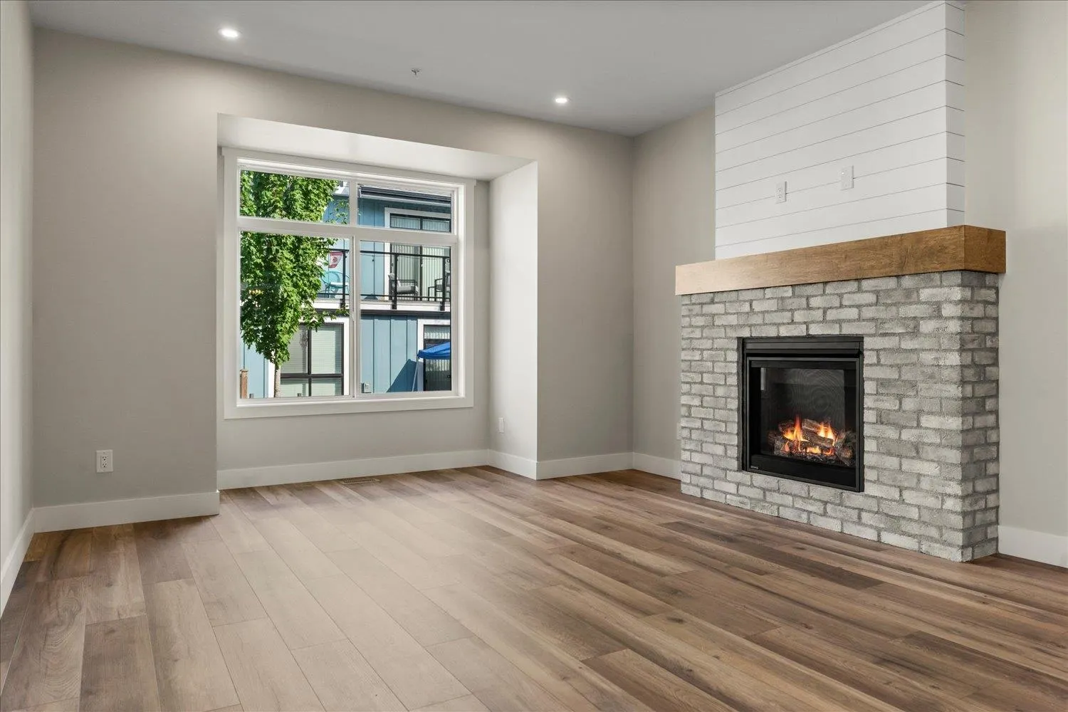 205 46211 Promontory Road