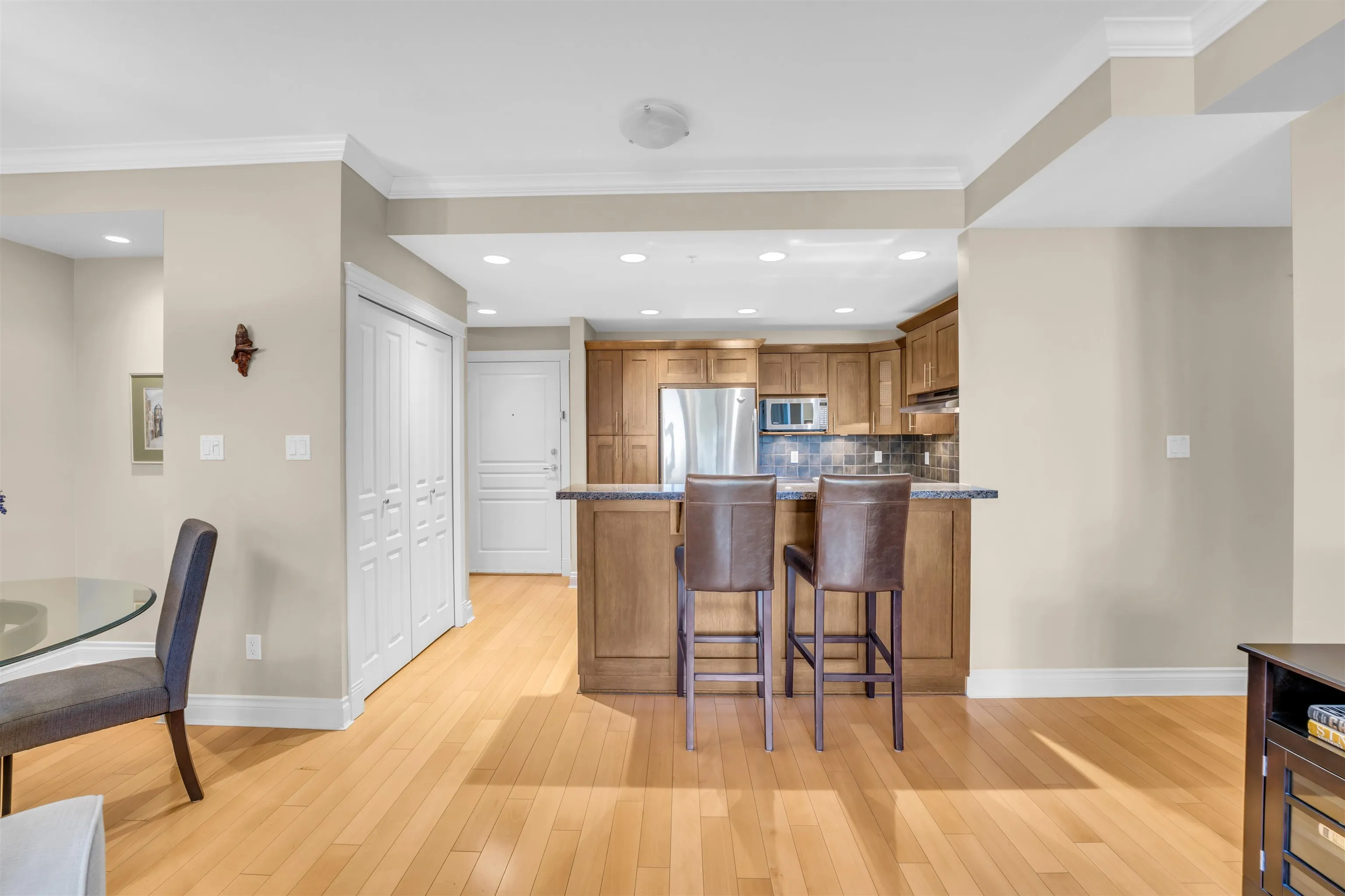 203 1787 154th Street