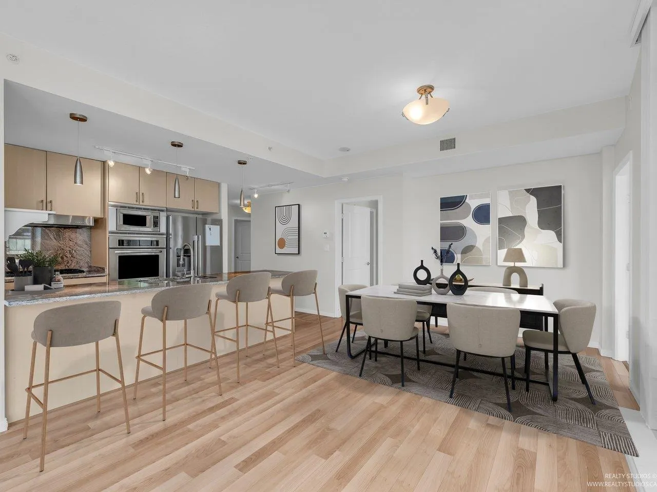 1905 1211 Melville Street