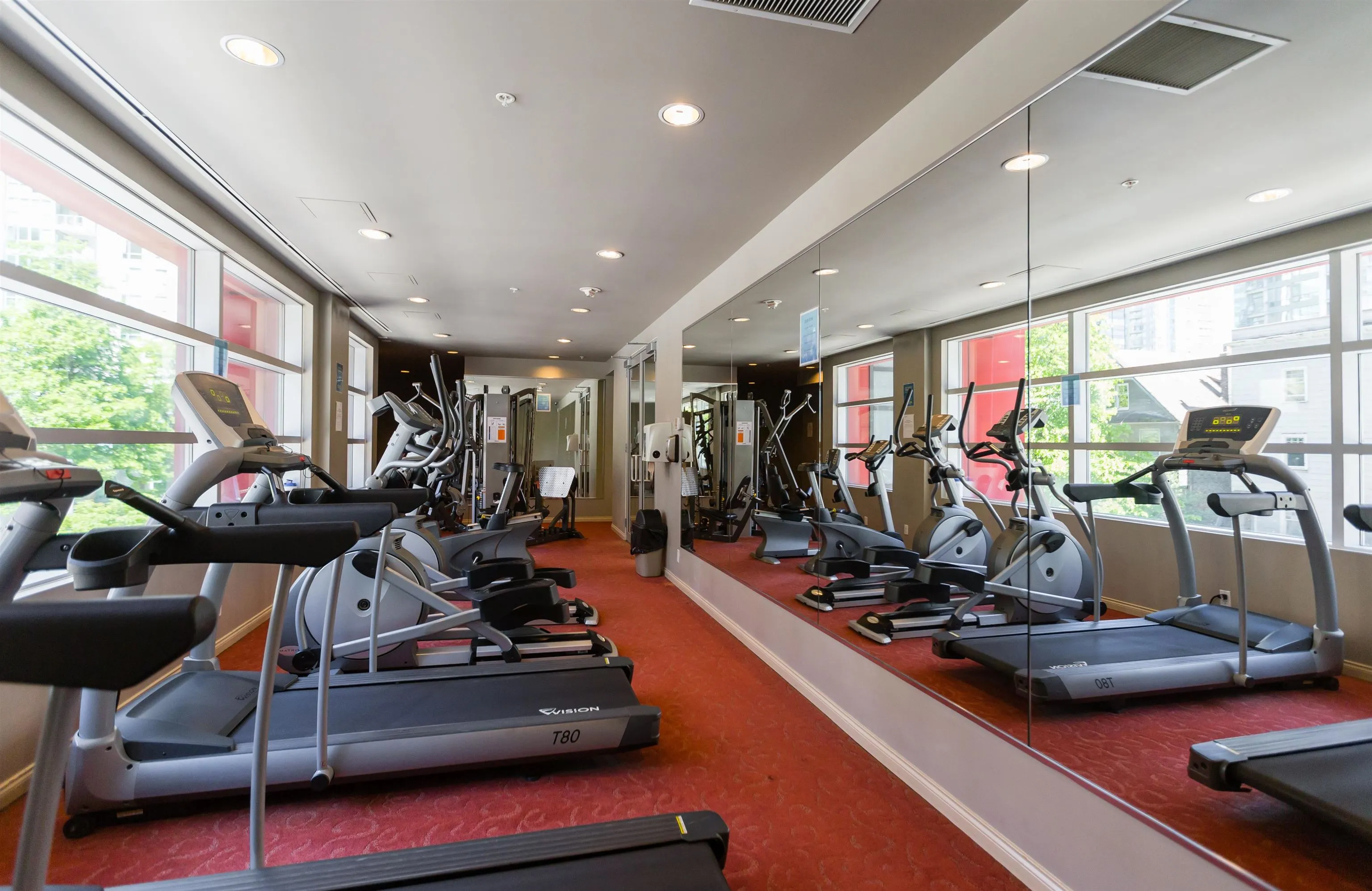 1905 1211 Melville Street