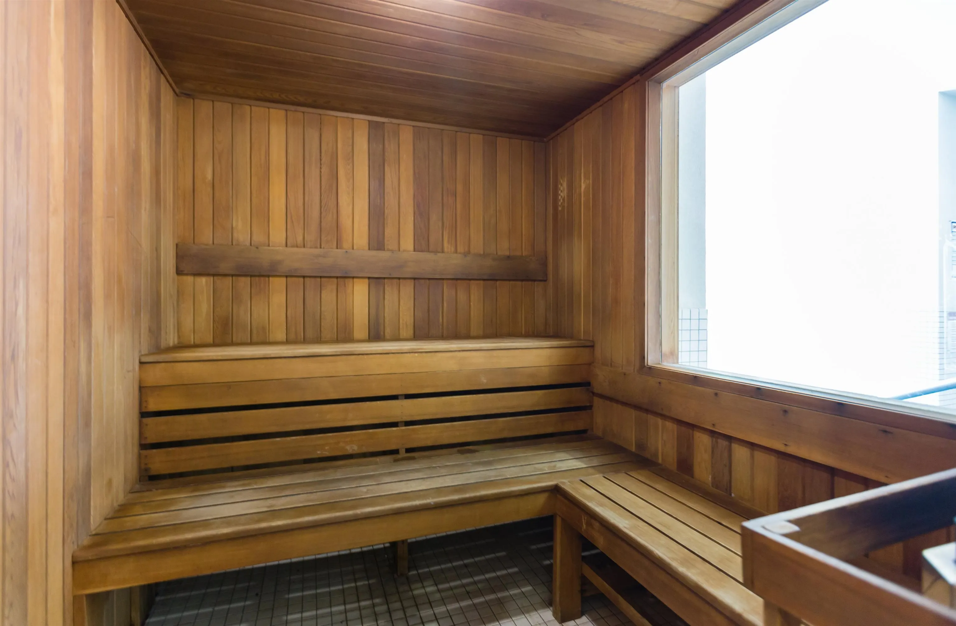 1905 1211 Melville Street