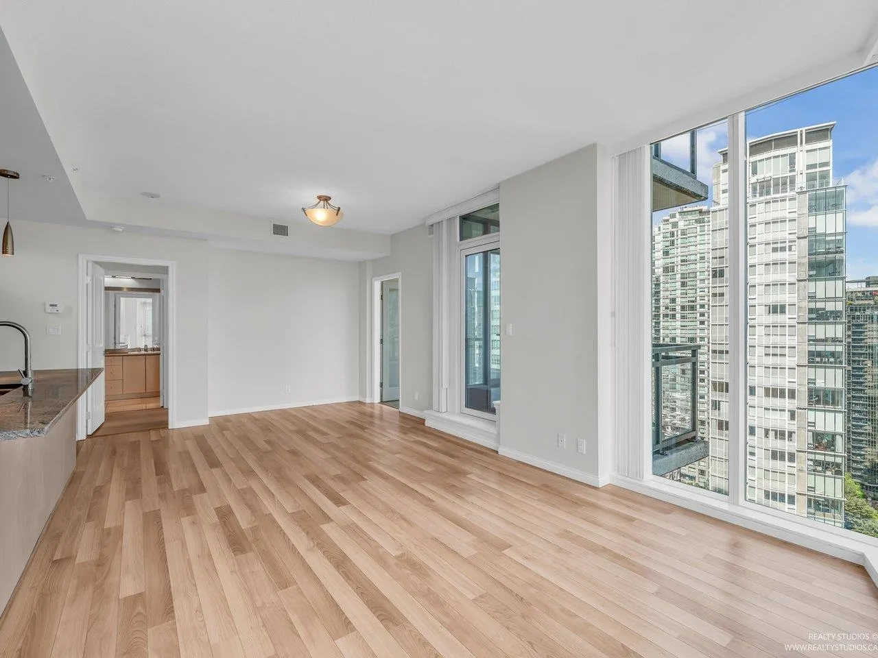 1905 1211 Melville Street