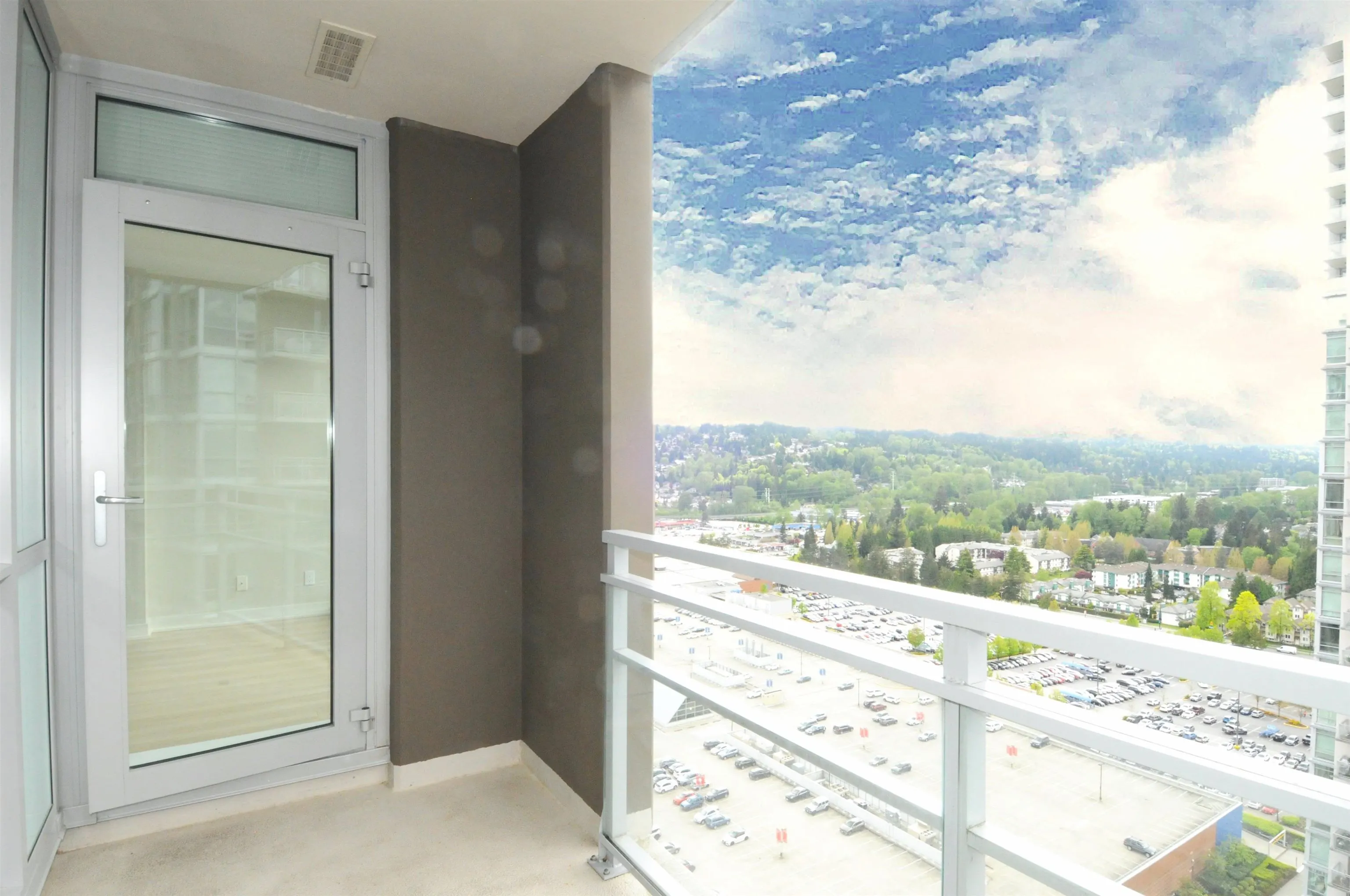 2808 2975 Atlantic Avenue