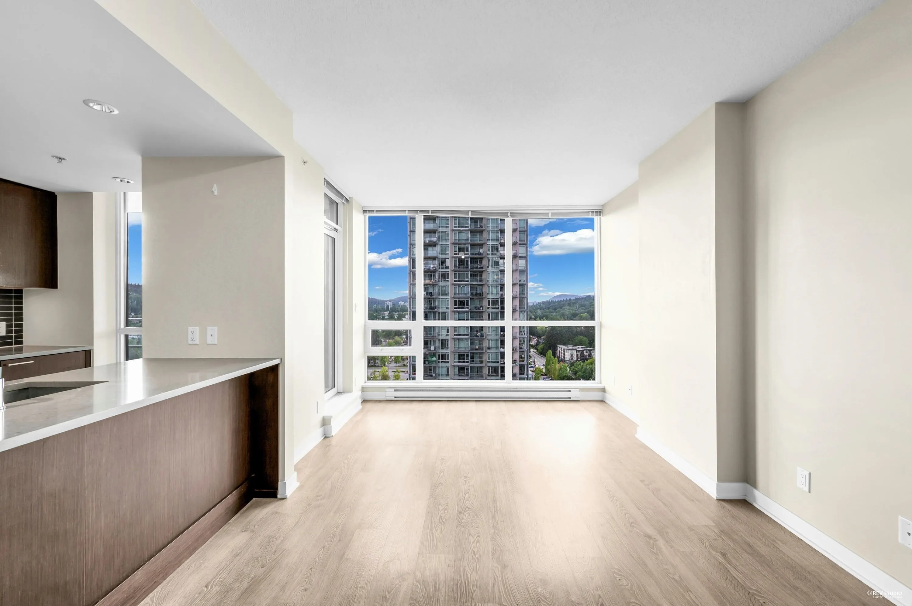 2307 2975 Atlantic Avenue