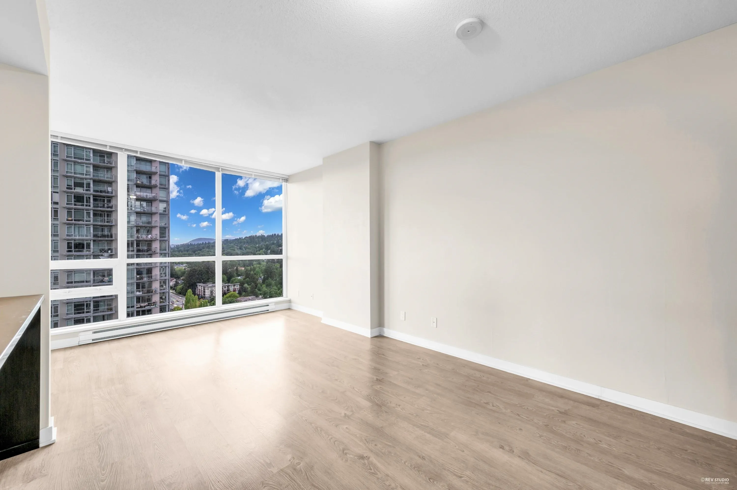 2307 2975 Atlantic Avenue
