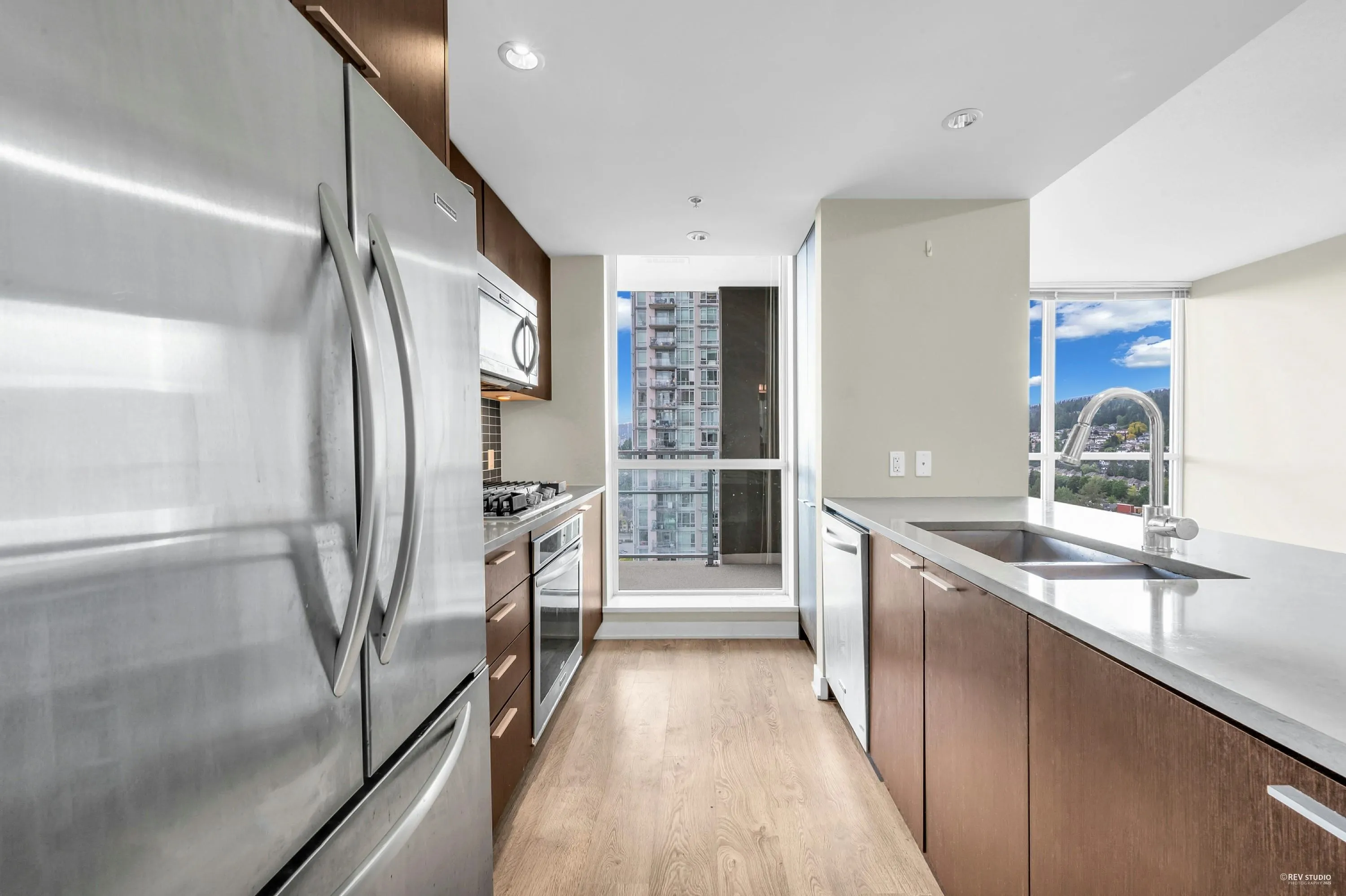 2307 2975 Atlantic Avenue