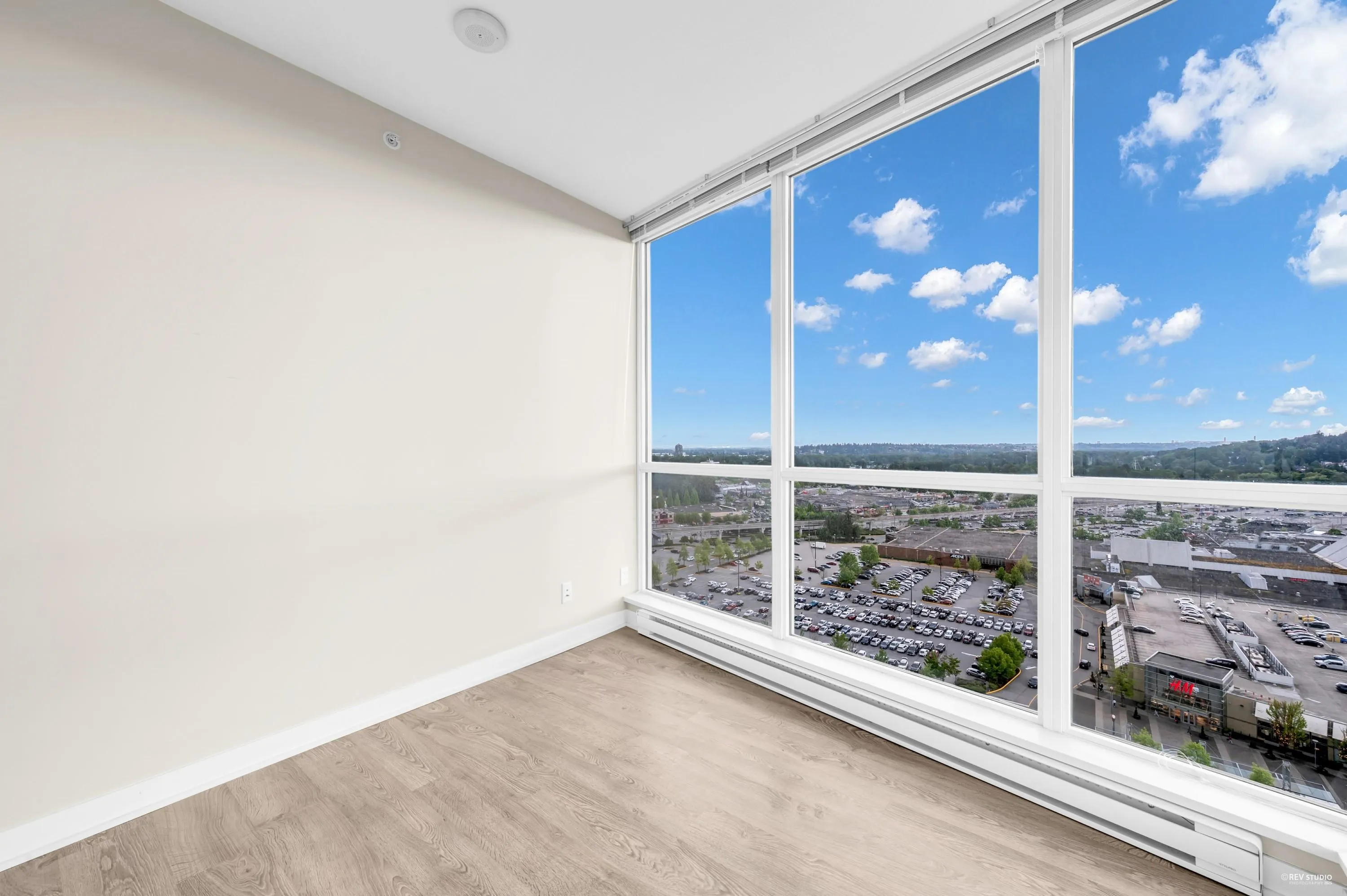 2307 2975 Atlantic Avenue