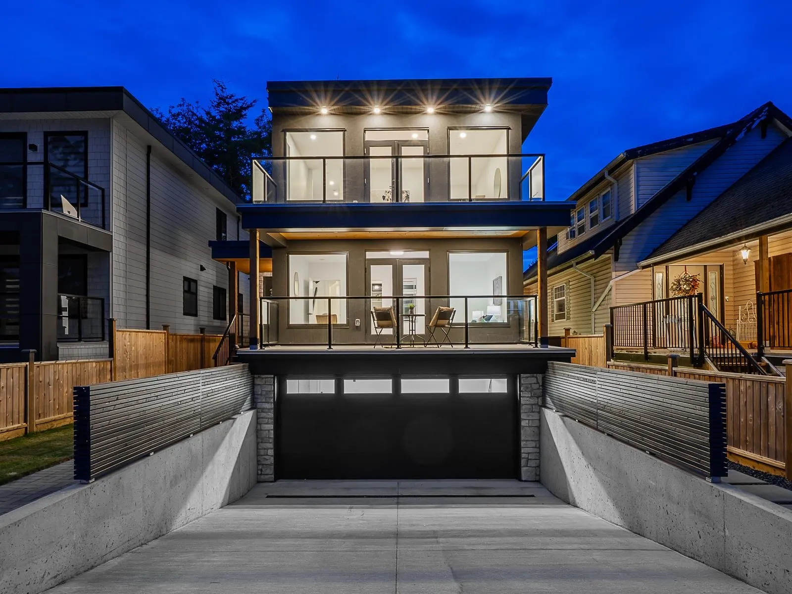 855 Lee Street