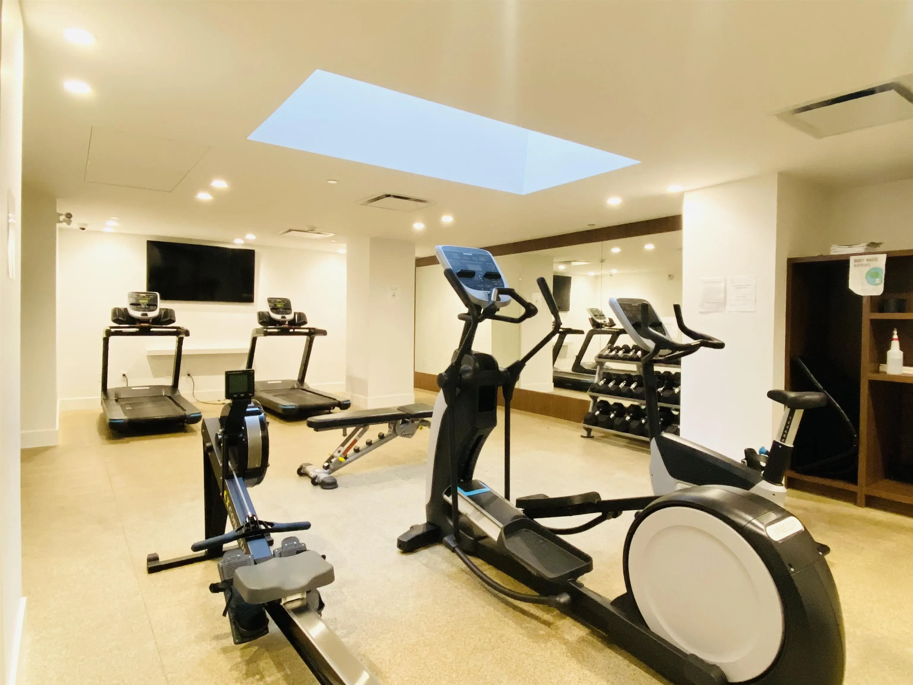 204 375 W 59th Avenue