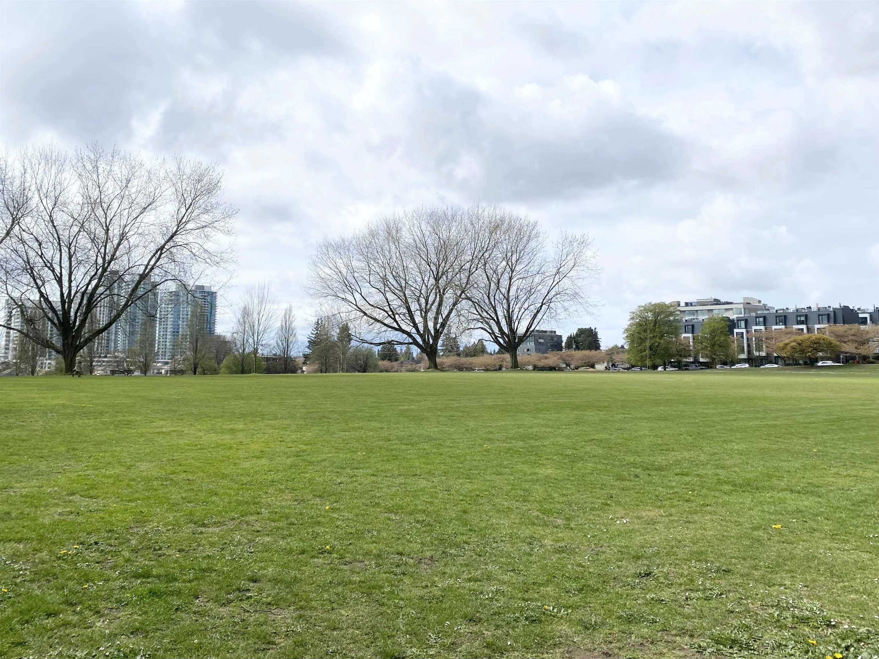 204 375 W 59th Avenue