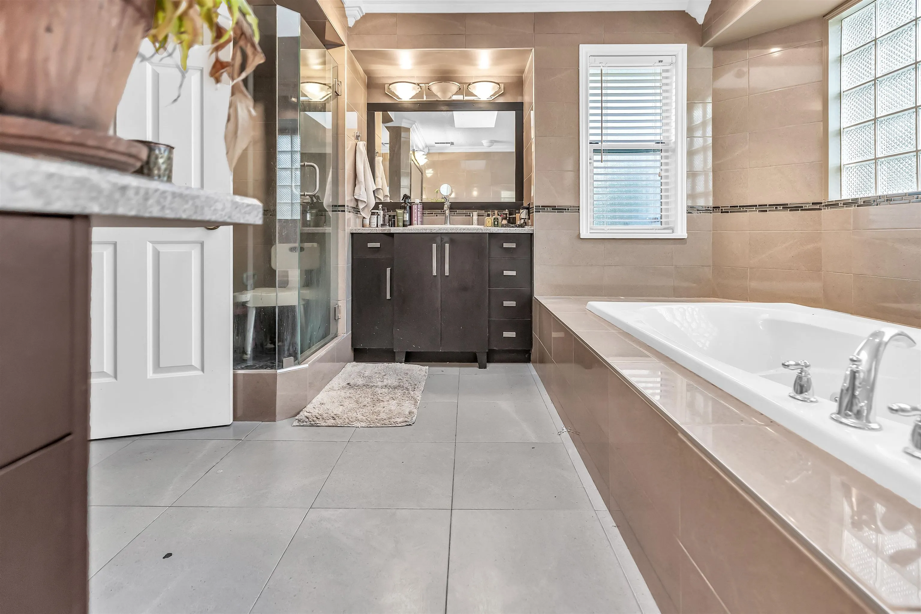 3826 Old Clayburn Road