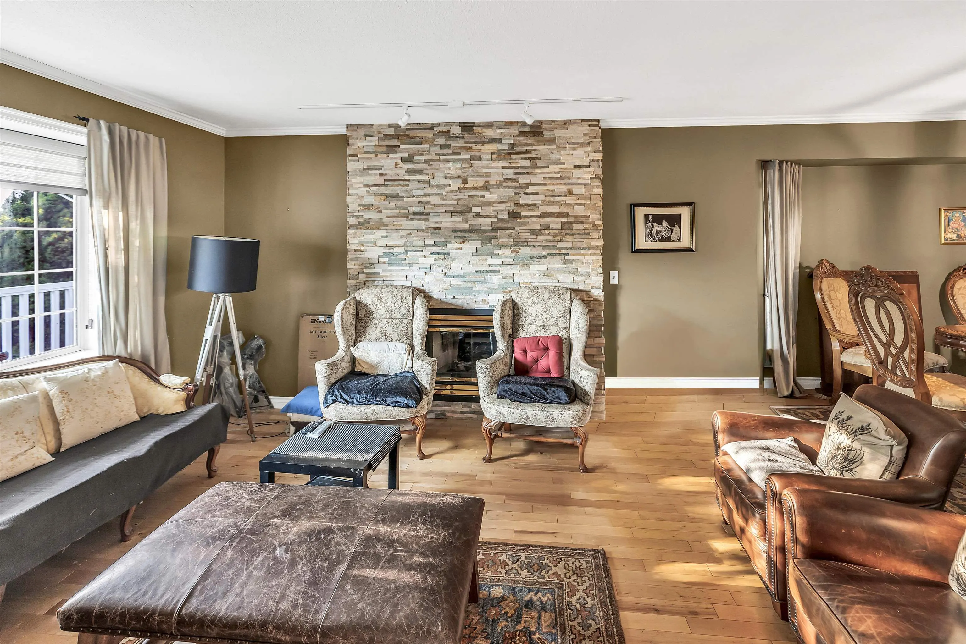 3826 Old Clayburn Road