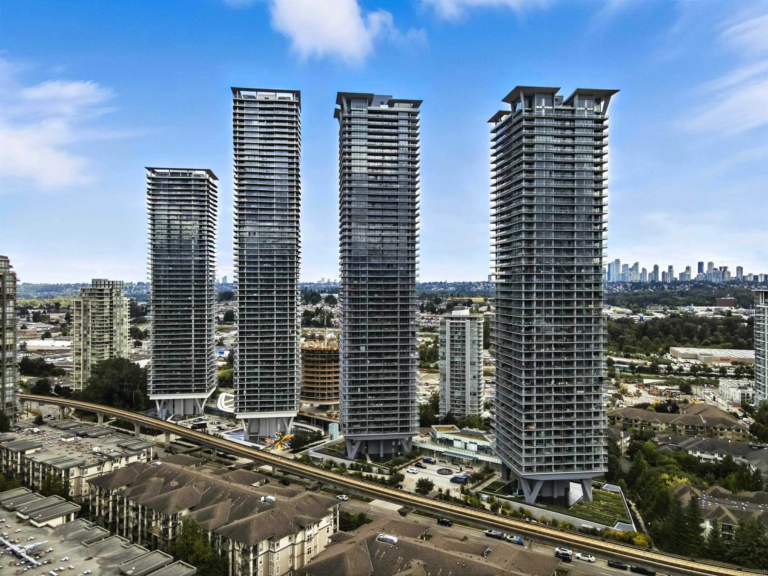 4905 4730 Lougheed Highway
