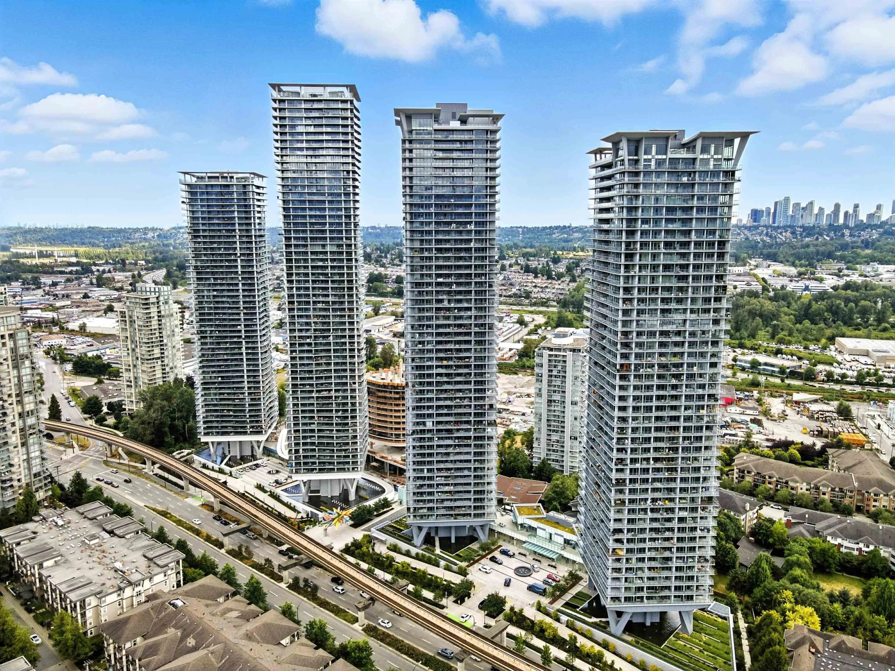 4905 4730 Lougheed Highway