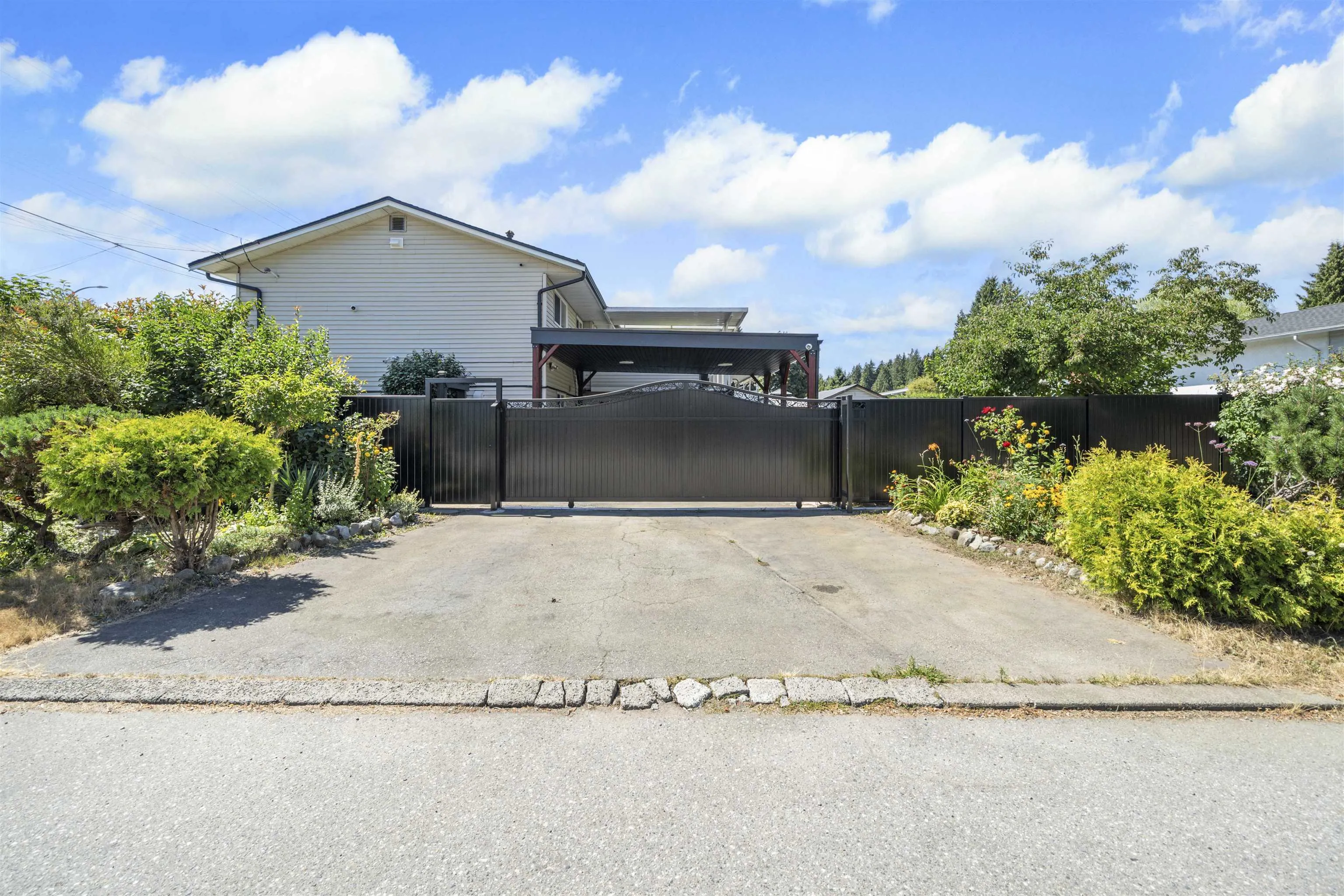 1121 Prairie Avenue