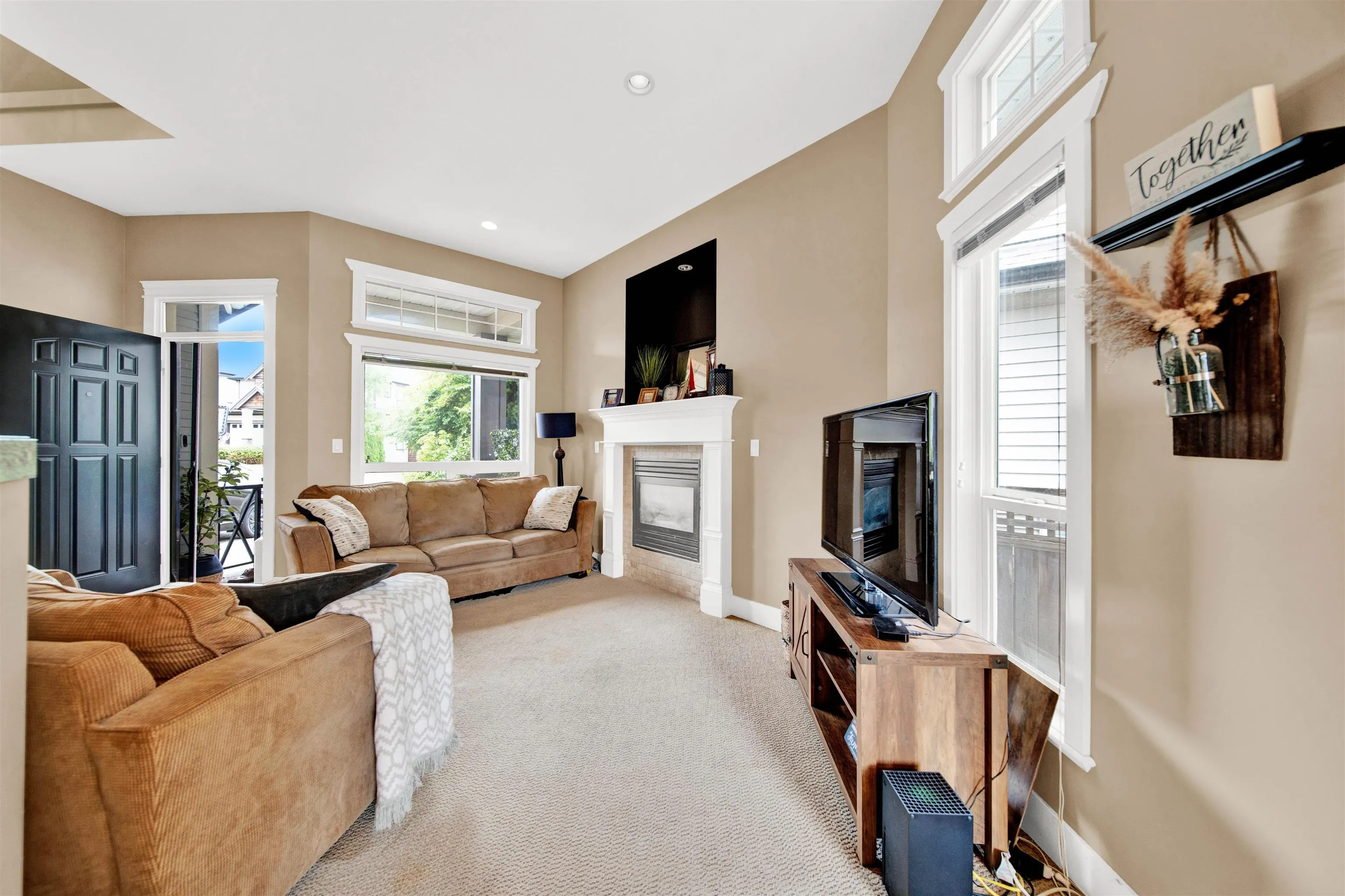 15072 61b Avenue