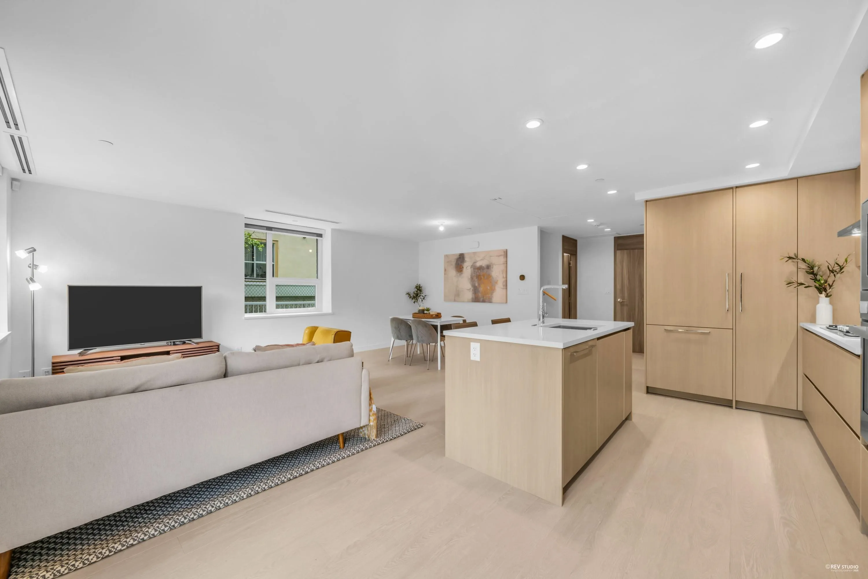7 13778 100 Avenue