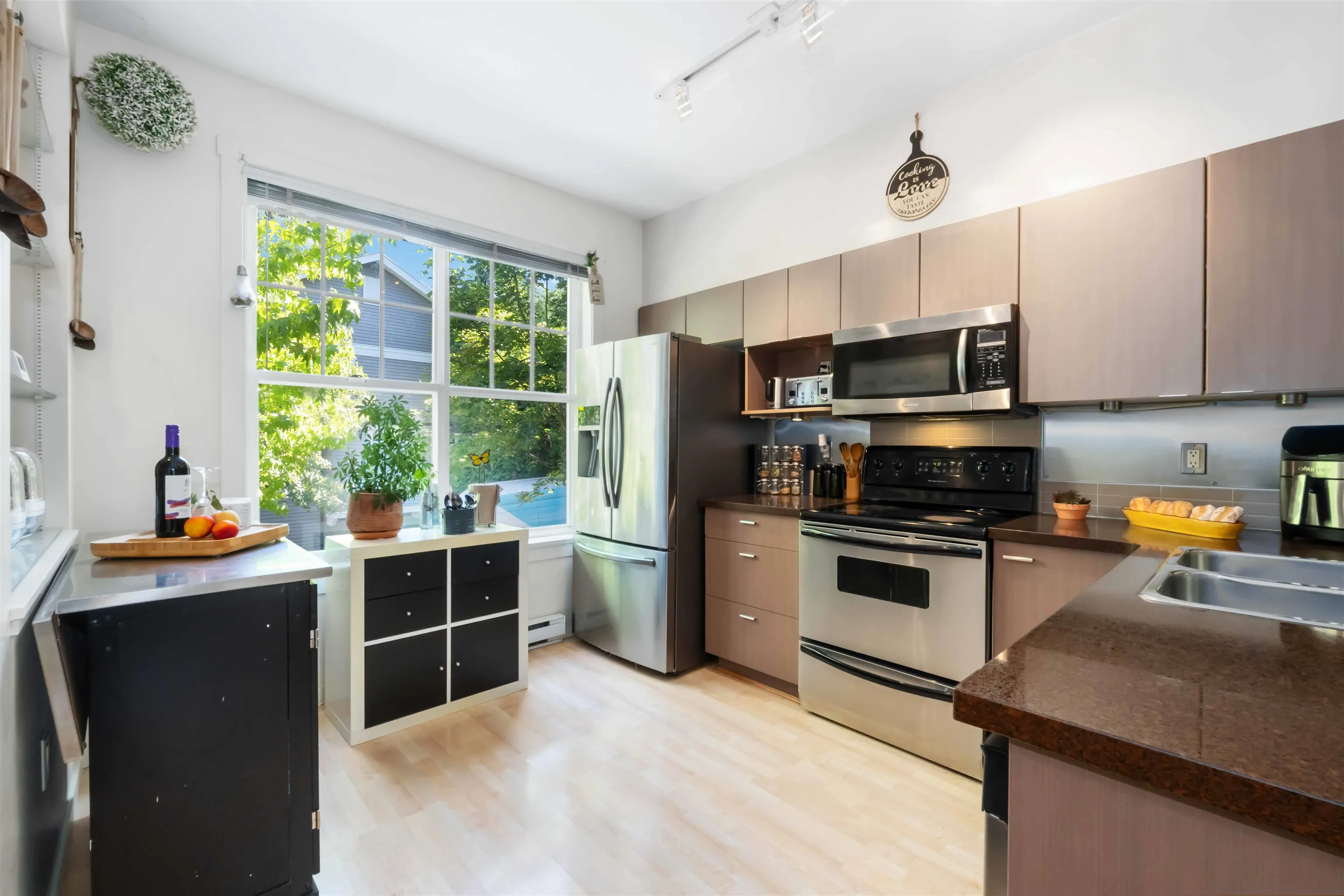 54 15075 60 Avenue
