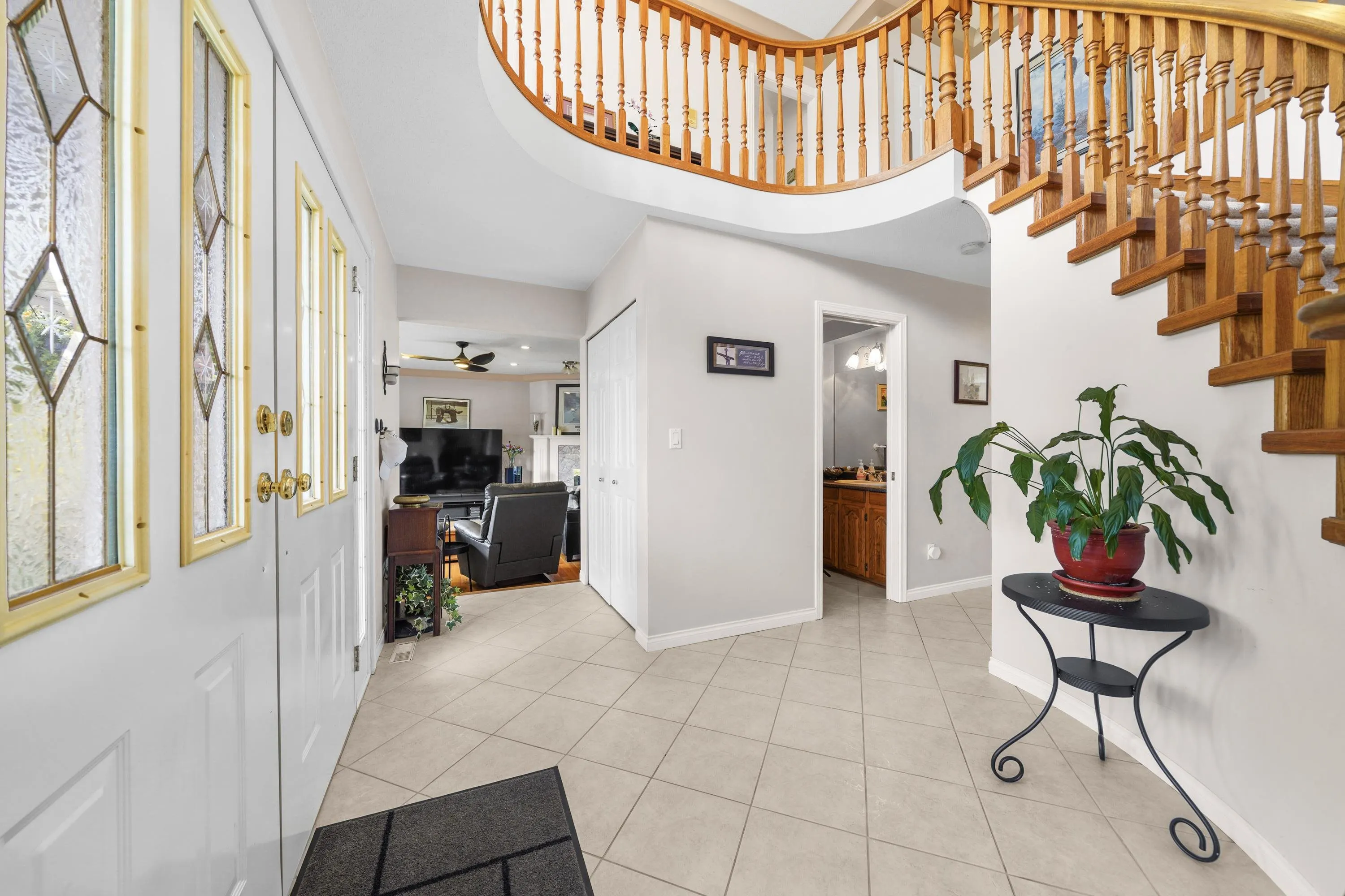 2215 Sorrento Drive
