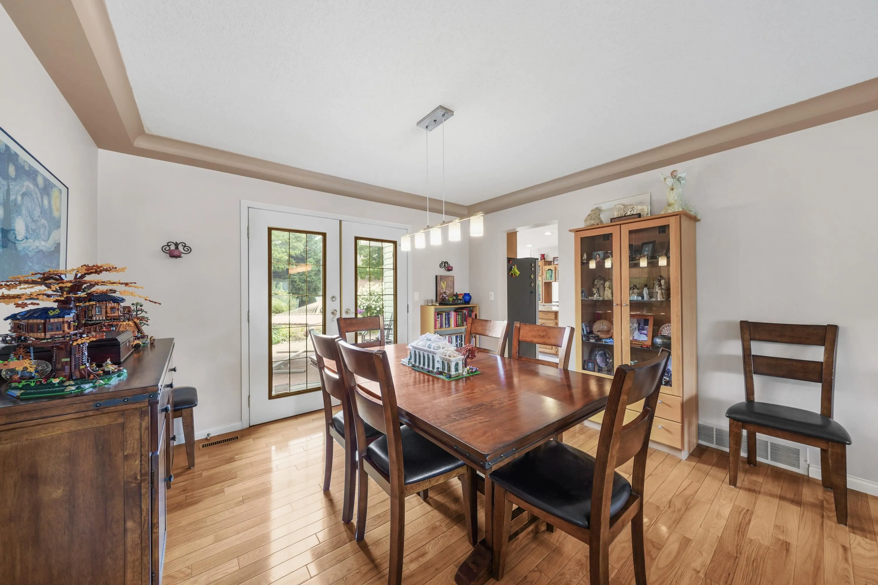 2215 Sorrento Drive