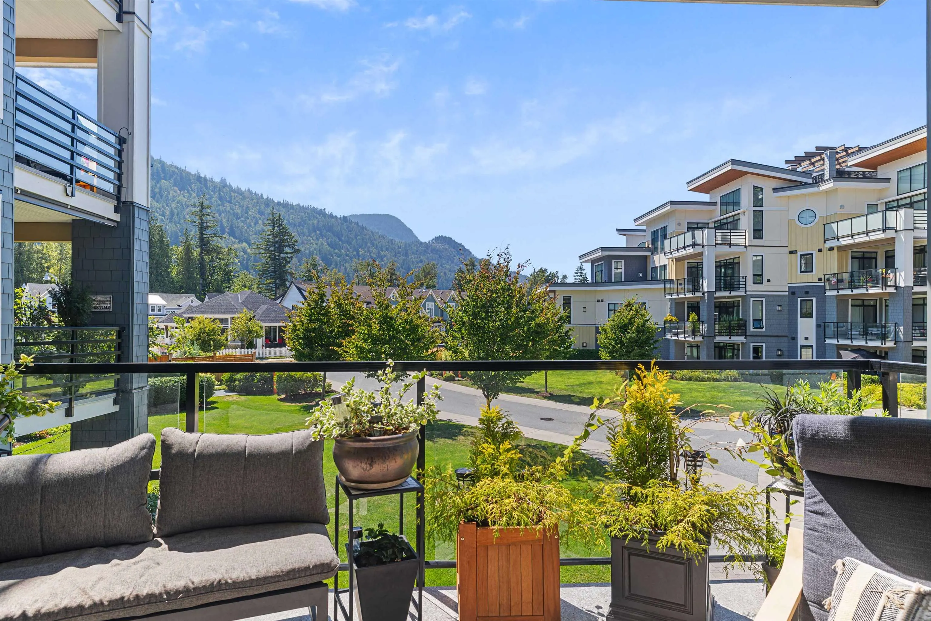 211 5380 Tyee Lane
